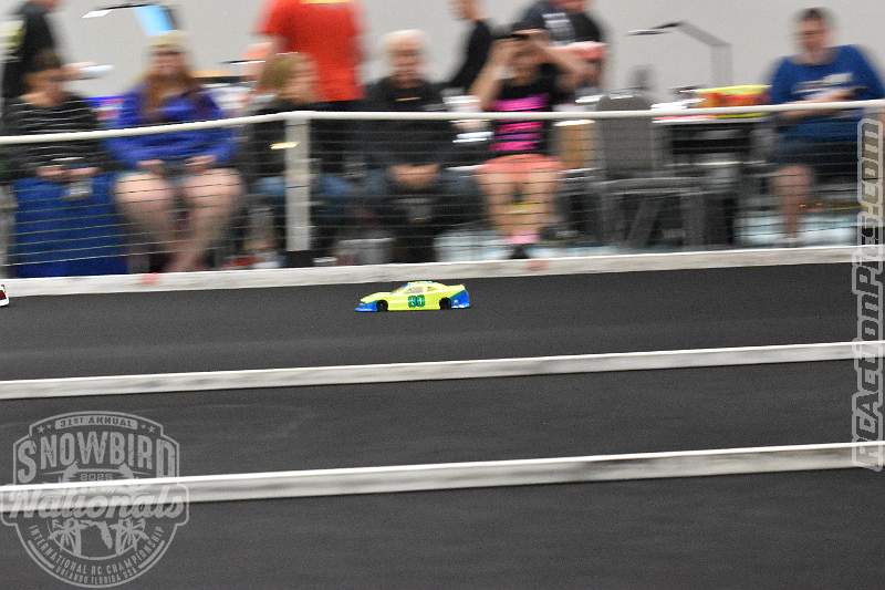 2025_snowbirds_sunday_oval_1498.JPG