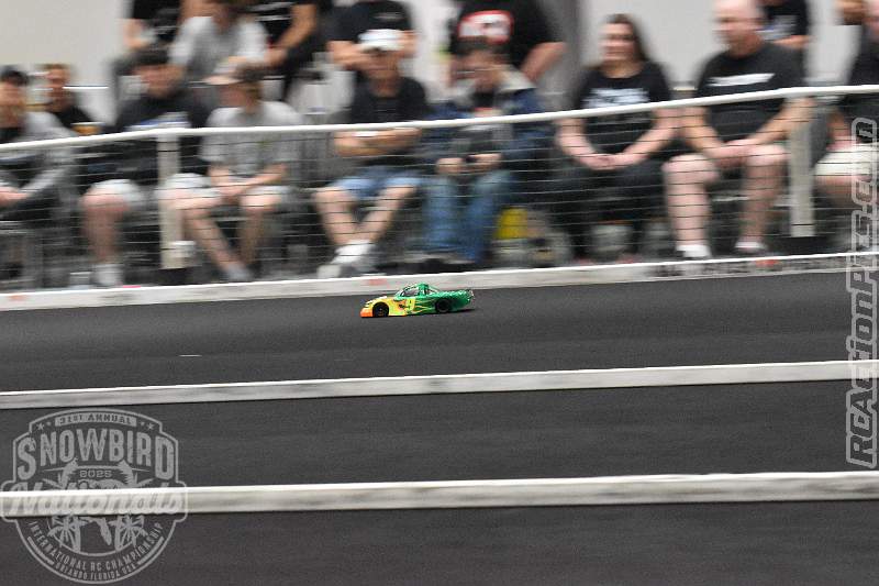 2025_snowbirds_sunday_oval_530.JPG