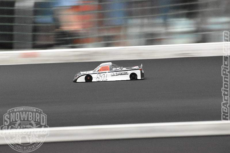 2025_snowbirds_sunday_oval_582.JPG