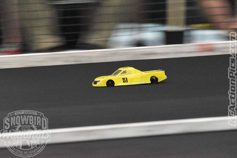 2025_snowbirds_sunday_oval_590.JPG