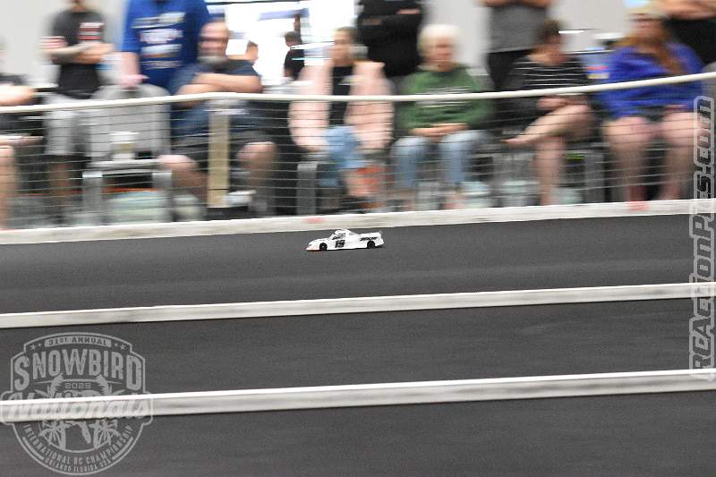 2025_snowbirds_sunday_oval_595.JPG