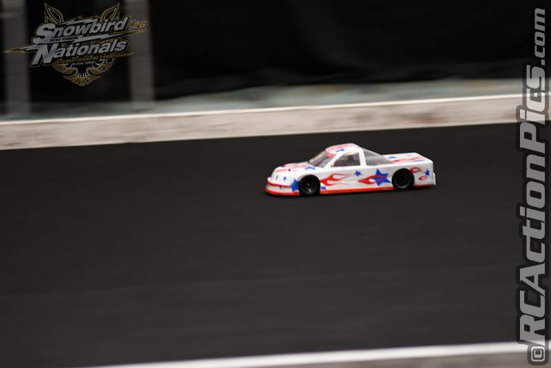 2026_snowbirds_sun_oval_1010.JPG