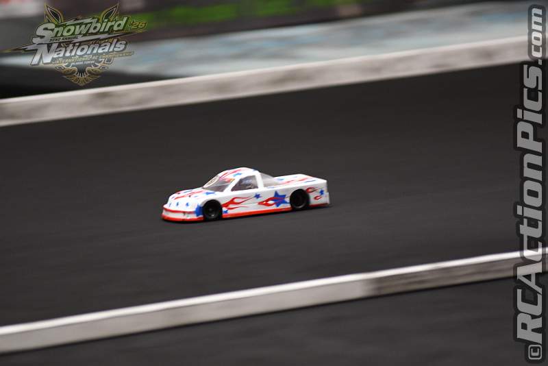 2026_snowbirds_sun_oval_1026.JPG