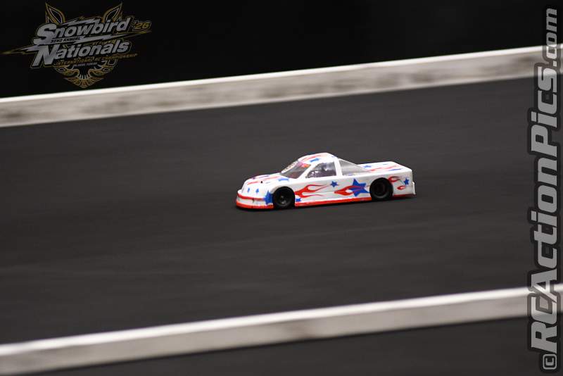 2026_snowbirds_sun_oval_1028.JPG
