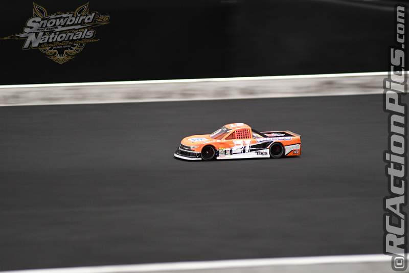 2026_snowbirds_sun_oval_1081.JPG