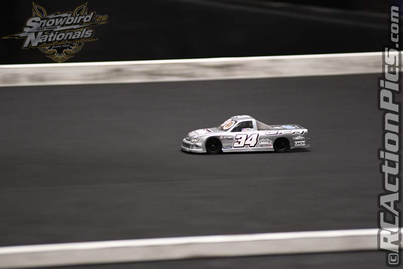 2026_snowbirds_sun_oval_1097.JPG