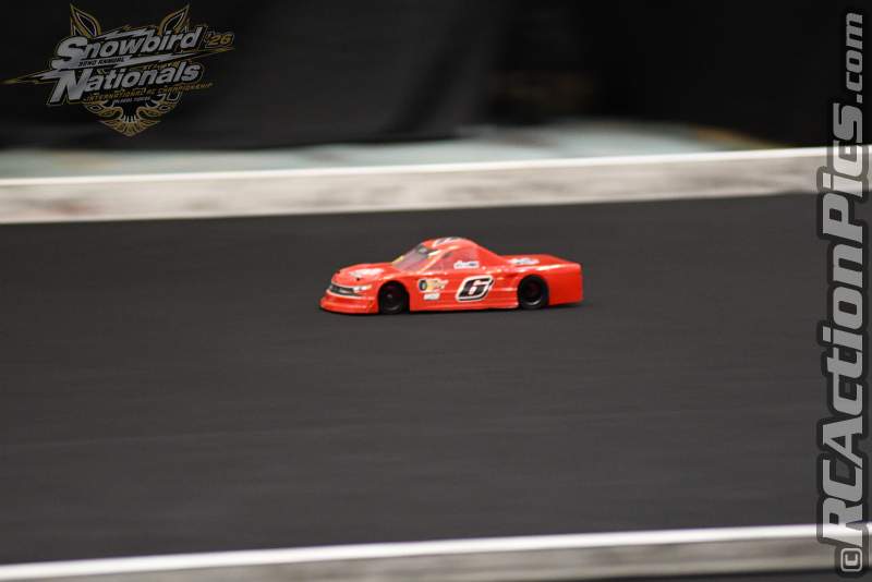 2026_snowbirds_sun_oval_1169.JPG