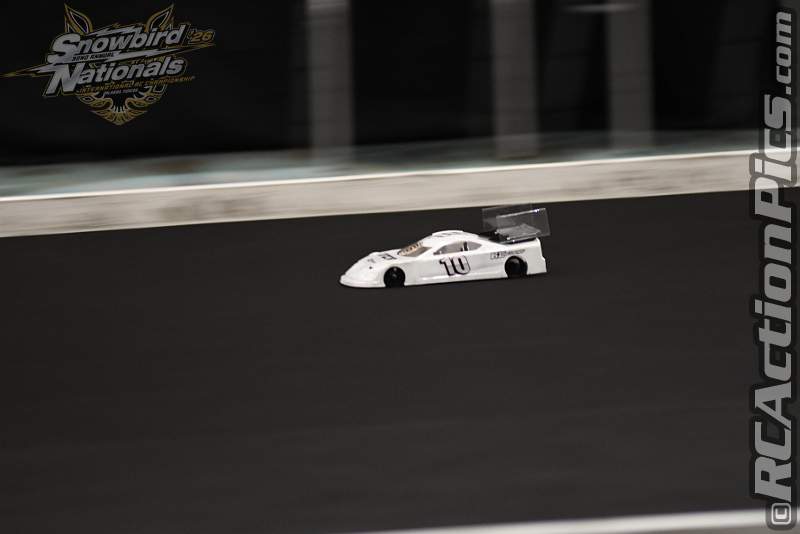 2026_snowbirds_sun_oval_1340.JPG