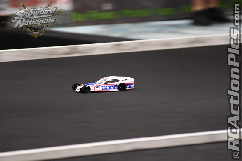 2026_snowbirds_sun_oval_1385.JPG