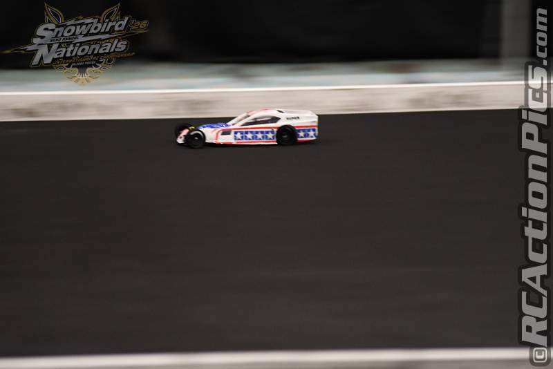 2026_snowbirds_sun_oval_1400.JPG