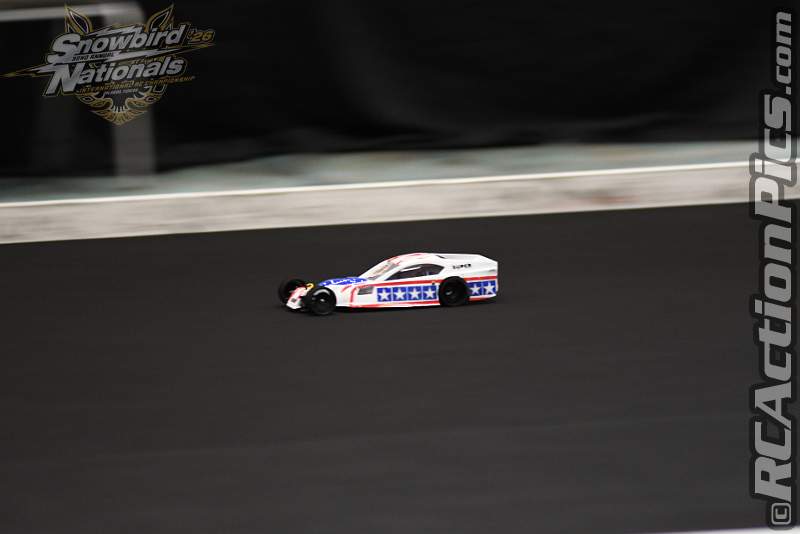 2026_snowbirds_sun_oval_1403.JPG