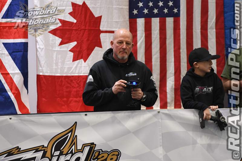 2026_snowbirds_sun_oval_1447.JPG