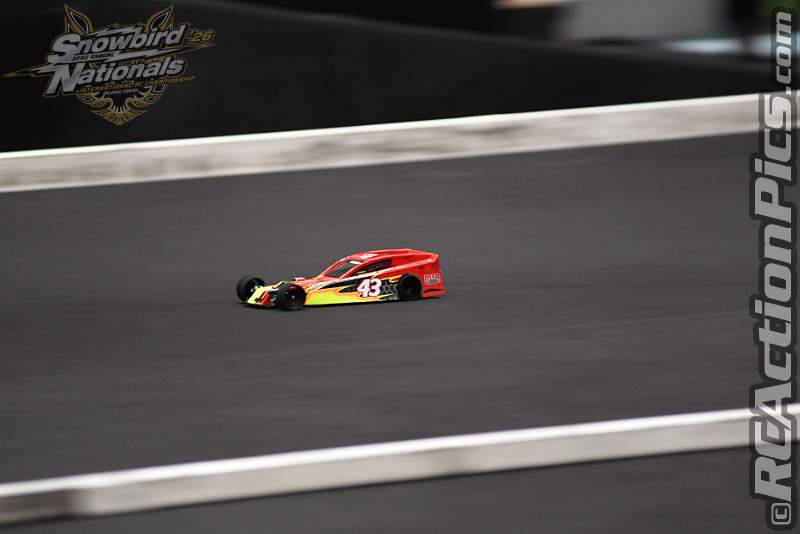 2026_snowbirds_sun_oval_1457.JPG
