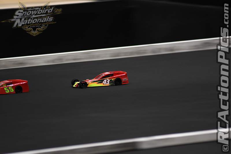 2026_snowbirds_sun_oval_1479.JPG