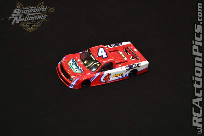 2026_snowbirds_sun_oval_1501.JPG