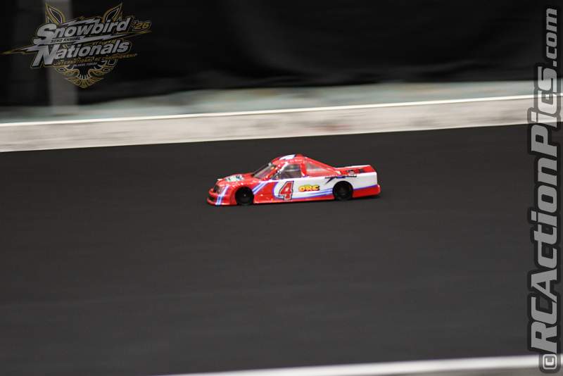 2026_snowbirds_sun_oval_1522.JPG