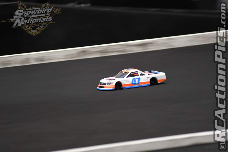 2026_snowbirds_sun_oval_1530.JPG
