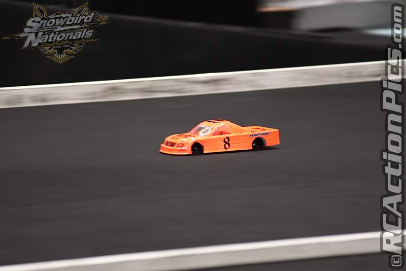 2026_snowbirds_sun_oval_1557.JPG
