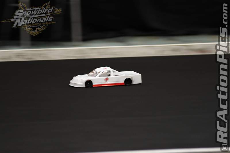 2026_snowbirds_sun_oval_1563.JPG