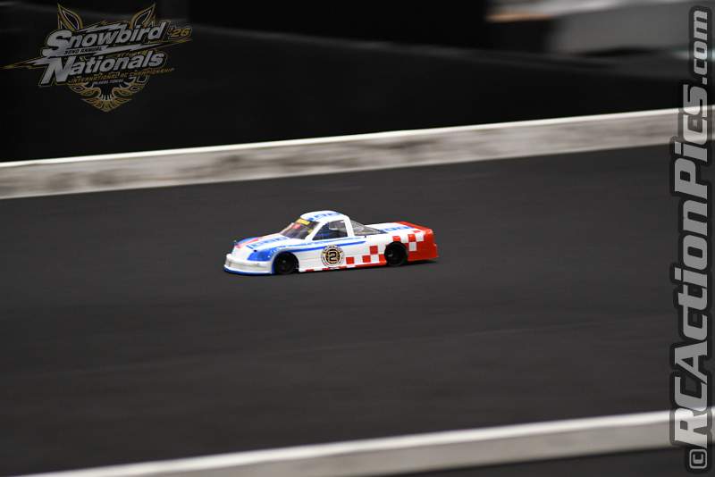 2026_snowbirds_sun_oval_1565.JPG