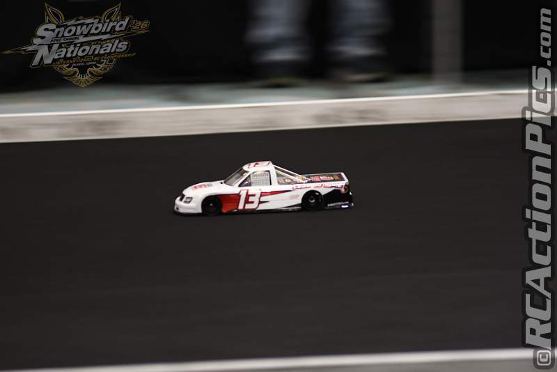 2026_snowbirds_sun_oval_1570.JPG