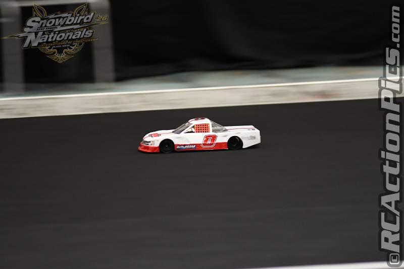 2026_snowbirds_sun_oval_1575.JPG
