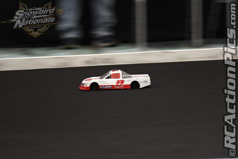 2026_snowbirds_sun_oval_1576.JPG
