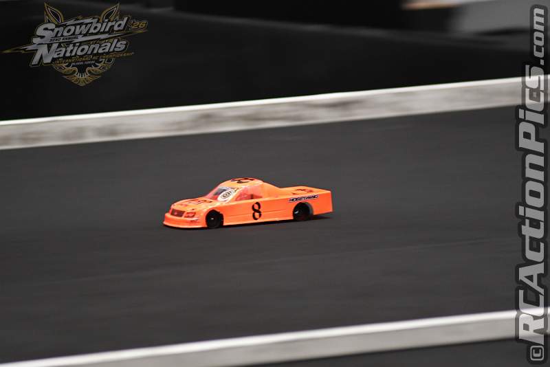 2026_snowbirds_sun_oval_1595.JPG