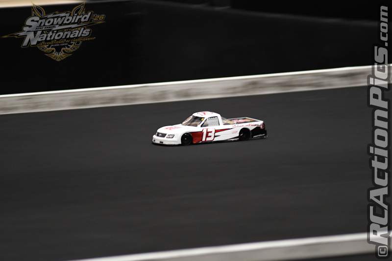 2026_snowbirds_sun_oval_1599.JPG