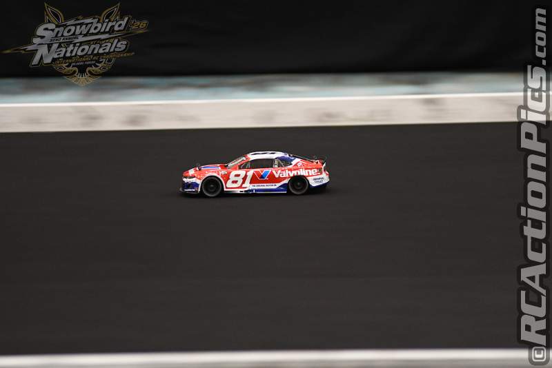 2026_snowbirds_sun_oval_223.JPG