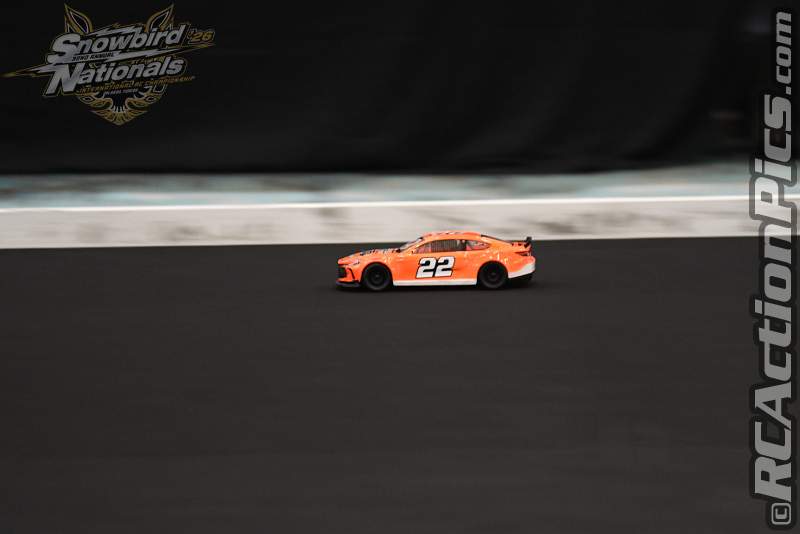 2026_snowbirds_sun_oval_361.JPG