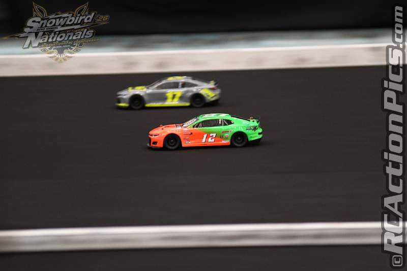 2026_snowbirds_sun_oval_388.JPG
