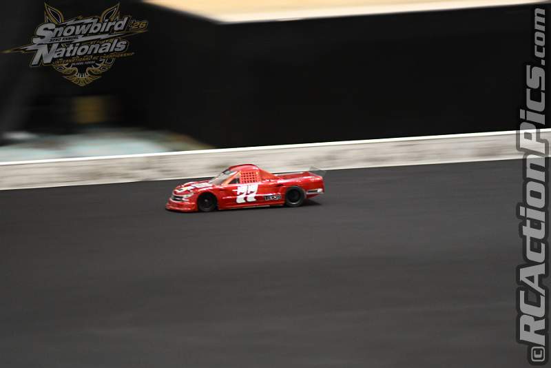 2026_snowbirds_sun_oval_448.JPG