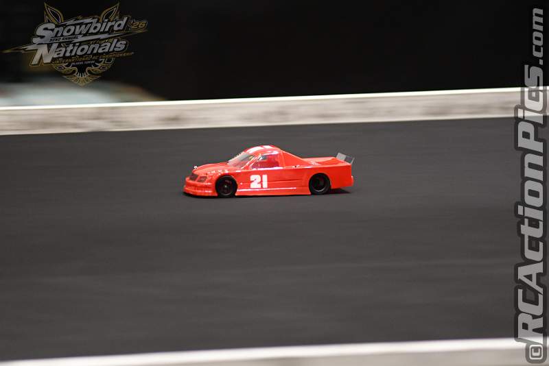 2026_snowbirds_sun_oval_453.JPG