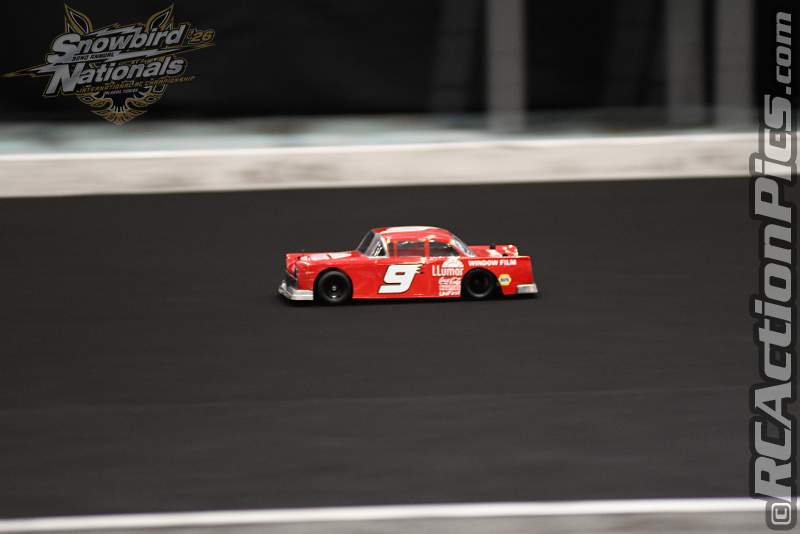 2026_snowbirds_sun_oval_620.JPG