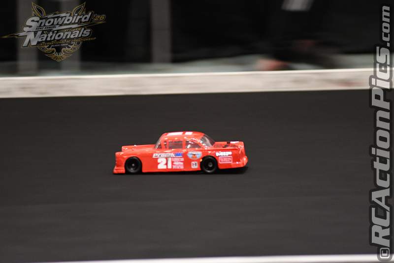 2026_snowbirds_sun_oval_698.JPG
