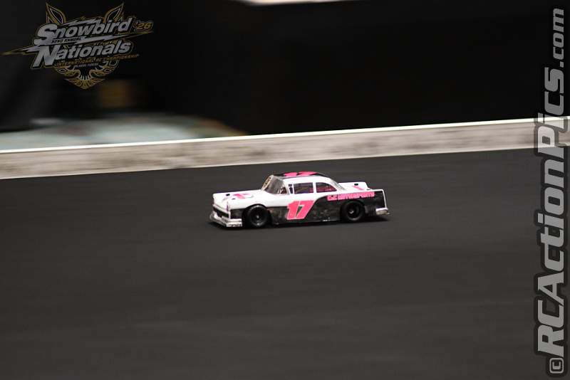 2026_snowbirds_sun_oval_738.JPG