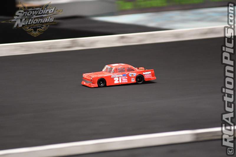 2026_snowbirds_sun_oval_741.JPG
