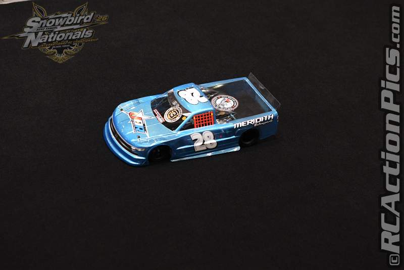 2026_snowbirds_sun_oval_763.JPG