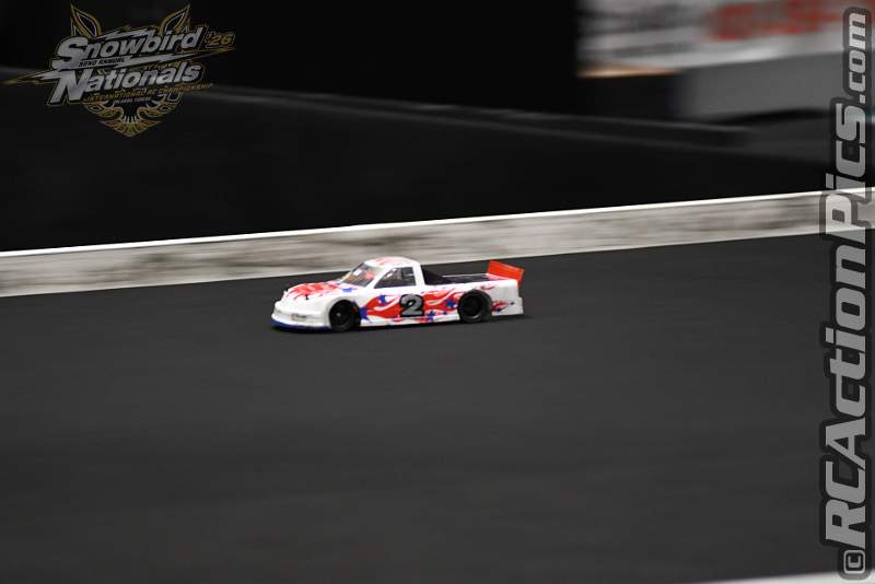 2026_snowbirds_sun_oval_811.JPG