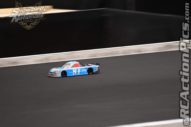 2026_snowbirds_sun_oval_859.JPG
