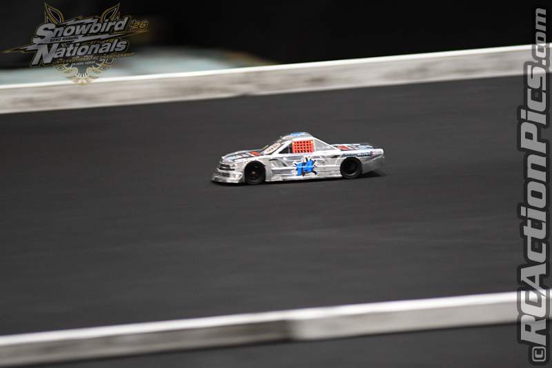 2026_snowbirds_sun_oval_989.JPG
